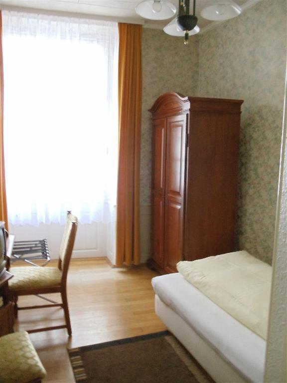 Hotel Zum Pfalzgrafen Heidelberg Room photo